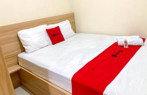 Mlati Hotel | RedDoorz near Sleman City Hall Yogyakarta