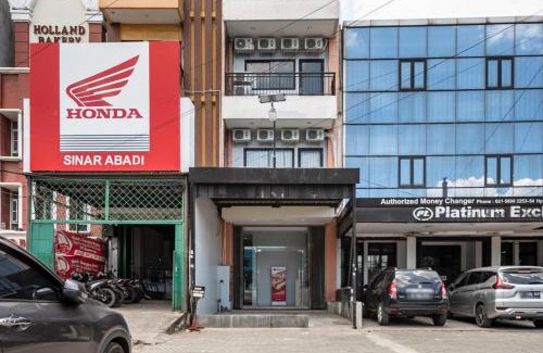 Jakarta House | RedDoorz near Tanjung Duren 2