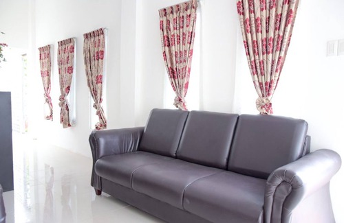 Medan Hotel | RedDoorz near UIN Sumatera Utara