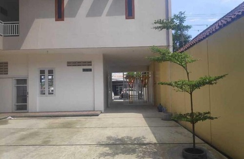 Banyumas Hotel | RedDoorz near Universitas Muhammadiyah Purwokerto