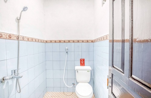 Kretek Hotel | RedDoorz near Wisata Pantai Parangtritis