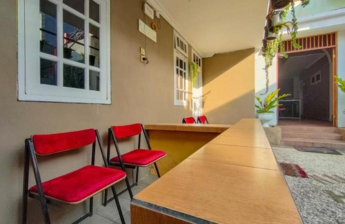 Beji Hotel | RedDoorz @ Oro Oro Ombo Batu