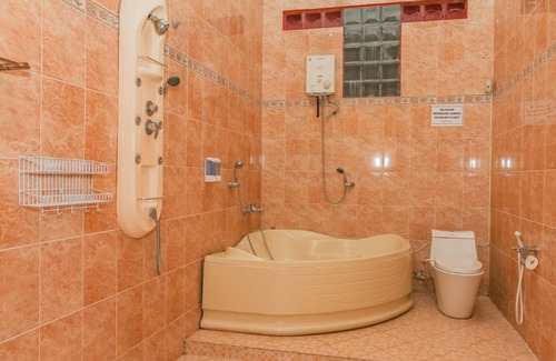 Garut Hotel | RedDoorz @ Pataruman Garut