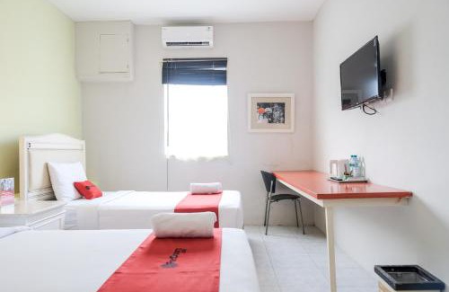 Sanur Hotel | RedDoorz Plus at Sunrise Hotel Sanur