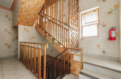 Sunter Hotel | RedDoorz Plus near Mall Sunter