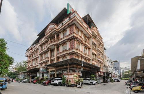 Sunter Hotel | RedDoorz Plus near Mall Sunter