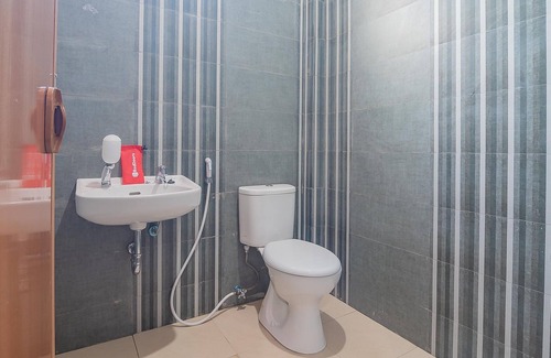 Samarinda Hotel | RedDoorz Plus near Taman Budaya Samarinda
