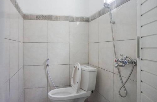 Batu Hotel | RedDoorz Plus near Taman Rekreasi Selecta 2
