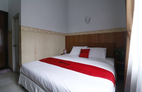 Jatingaleh House | RedDoorz Plus near Undip Tembalang