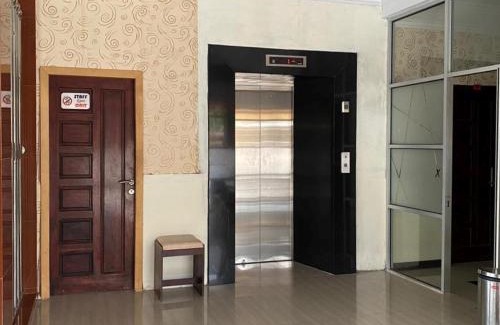 Banda Aceh Hotel | RedDoorz Plus Syariah @ Jalan Syiah Kuala Banda Aceh