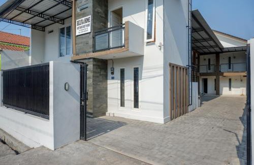 Tegal House | RedDoorz Plus Syariah near Stasiun Tegal 2