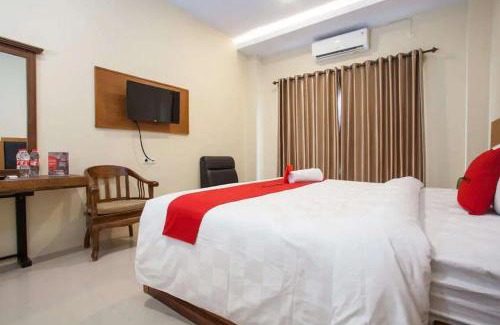 Malang House | RedDoorz Premium @ Jalan Cengkeh Malang