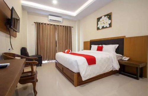 Malang House | RedDoorz Premium @ Jalan Cengkeh Malang