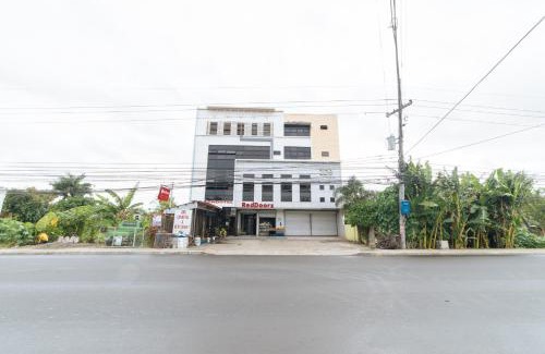 Jaro Hotel | RedDoorz @ San Jose Tagbak Jaro Iloilo