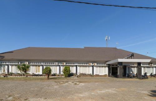 Bengkulu Hotel | RedDoorz Syariah At Hotel Putri Gading Bengkulu