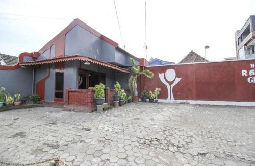 Yogyakarta House | RedDoorz Syariah At Jalan Menteri Supeno