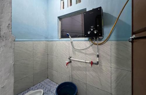 Kejajar Hotel | RedDoorz Syariah at Jalan Dieng 4