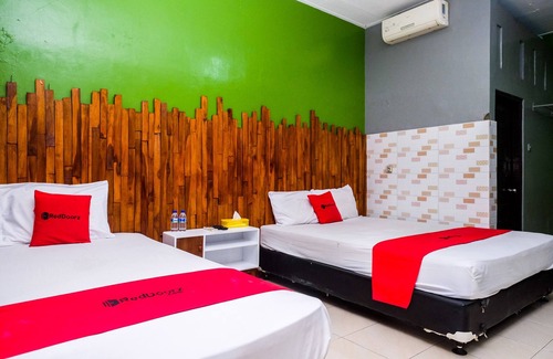 Colomadu Hotel | RedDoorz Syariah @ Colomadu 2