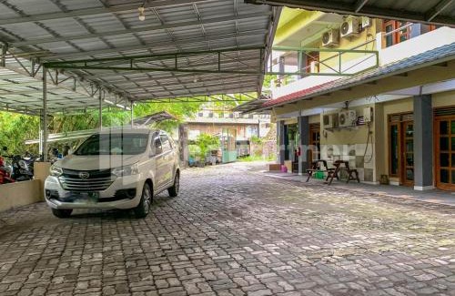 Sleman Hotel | RedDoorz Syariah @ D'KostMarto UTY