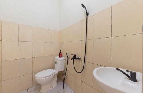 Cibeleng Hotel | RedDoorz Syariah @ Jl Raya Sukabumi
