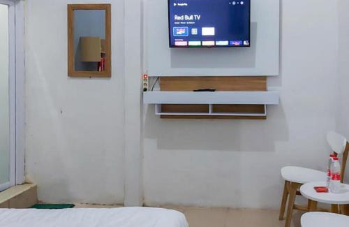 Kajen Hotel | RedDoorz Syariah near Alun Alun Kajen