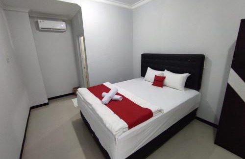 Purwokerto Hotel | RedDoorz Syariah near Alun Alun Purwokerto 2