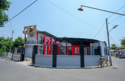 Tegal House | RedDoorz Syariah near Alun Alun Tegal