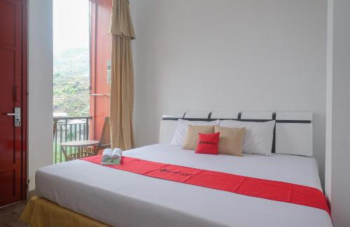 Kejajar Hotel | RedDoorz Syariah near Gerbang Dieng 2