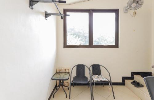 Bekasi Hotel | RedDoorz Syariah near Green Park Jatiwarna