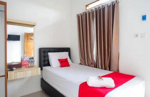 Depok Hotel | RedDoorz Syariah near RS Hermina Yogyakarta