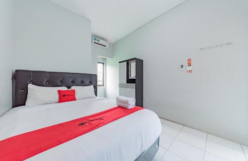 Sukabumi Hotel | RedDoorz Syariah near RS Hermina Sukabumi