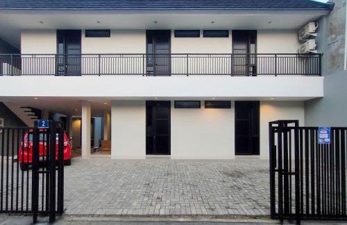 Surabaya Hotel | RedDoorz Syariah near Rumah Sakit Soewandhie