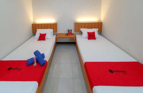 Solo City Centre Hotel | RedDoorz Syariah near Solo Paragon Mall 2