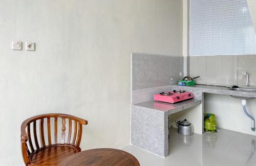 Salatiga Hotel | RedDoorz Syariah Zidney Near Rejosari Salatiga