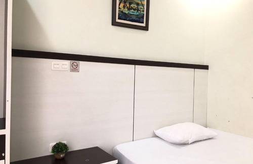 Palu Hotel | RedDooz Plus At Ininnawa Homestay Syariah Palu