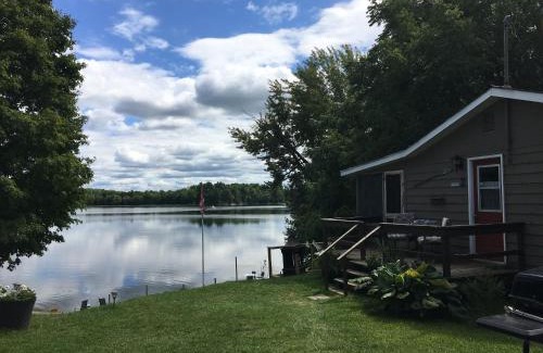 Leeds and the Thousand Islands House | Redfish Cottages