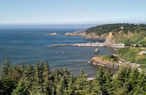 Port Orford Villa | Redfish Rocks Villas - Green