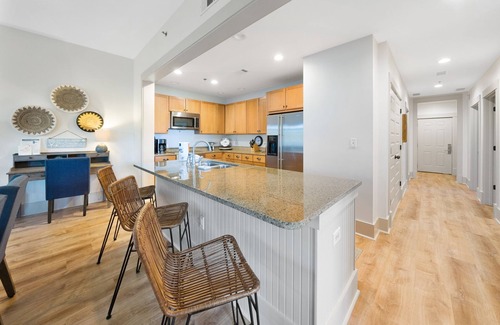Santa Rosa Beach Condo | "Redfish Village" | Community Heated Pool | Walk to beach and restaurants