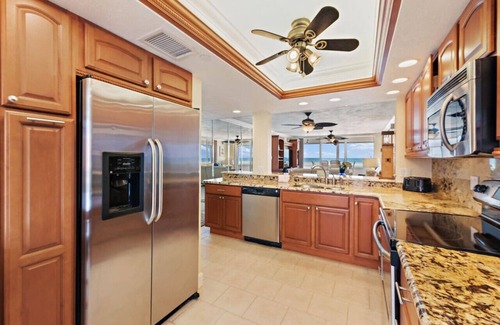 Redington Beach Condo | Redington Towers 3F|2BD|2BA| Beachfront