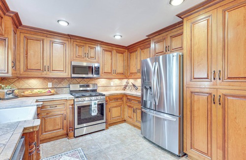 South Redlands Condo | Redlands Home w/Community Perks: 1 Mi to Downtown
