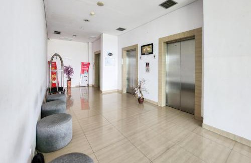 Cikarang Apartment | RedLiving Apartemen Enviro - Aurora Rooms