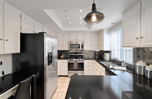 South Redondo Condo | Redondo Beach Piece of Heaven-2 blocks From the Beach
