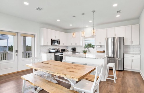 Fort Morgan House | Reduced Rate! Latitude Adjustment *Beach Access, 2 Pools*