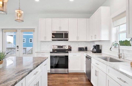 Fort Morgan House | Reduced Rate! Latitude Adjustment *Beach Access, 2 Pools*