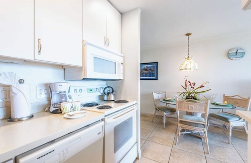Honokowai Condo | REDUCED RATES! 103 Darling 1 bed 1 bath ground floor condo