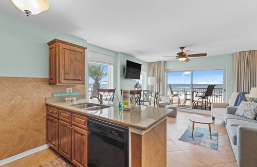 Gulf Shores Condo | REDUCED RATES for August Beach front condo with amazing Gulf views!