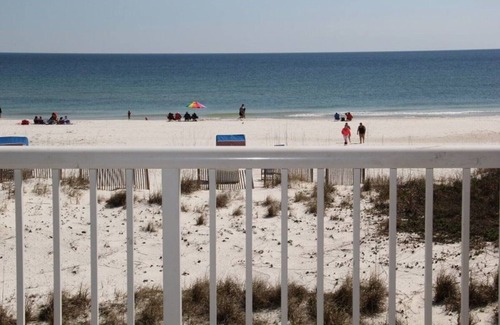 Gulf Shores Condo | REDUCED RATES for August Beach front condo with amazing Gulf views!