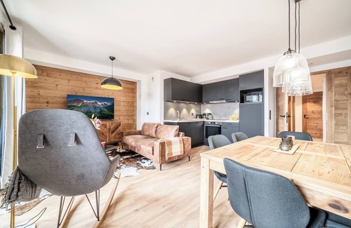 Viel-Alpe Apartment | Redwood Charming Apartment Alpe d'Huez
