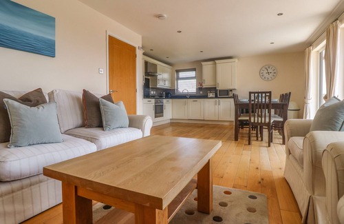 Winnard's Perch Cottage | REDWOOD, RETALLACK, family friendly, with pool in St Columb Major