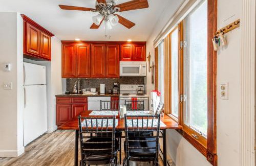 Windham House | Redwood Retreat in Windham - Pool! Tennis!